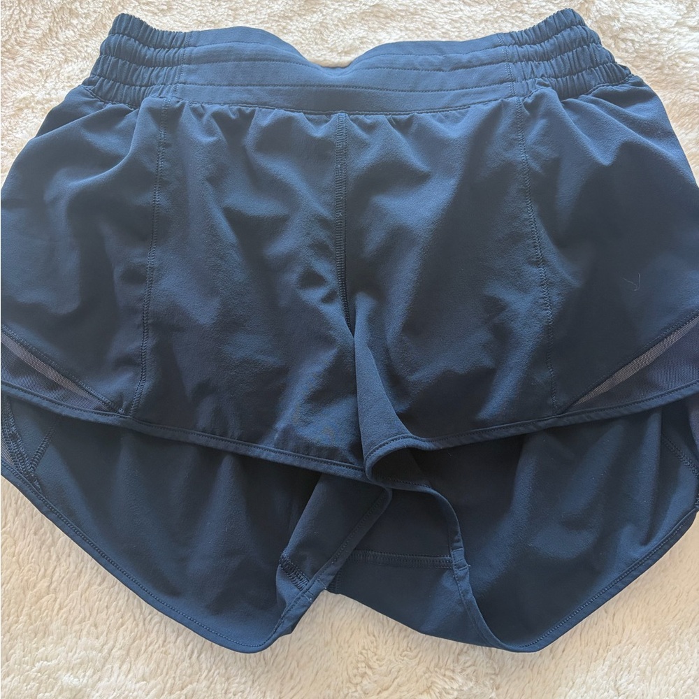 Lululemon high rise navy hotty hot shorts